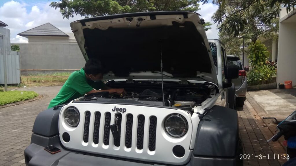 Service Jeep Wrangler Rubicon Mati, Mobil Tidak Bisa Starter