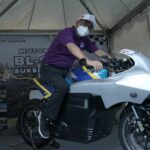 Service %Customfield(Mobil)% Di Lokasi Anda