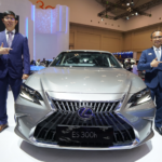 Service %Customfield(Mobil)% Di Lokasi Anda