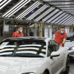 Service %Customfield(Mobil)% Di Lokasi Anda