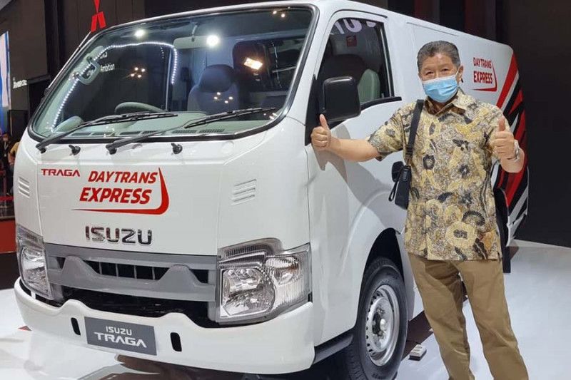 Isuzu Luncurkan Traga Blindvan Bermesin Sama Dengan Pikap